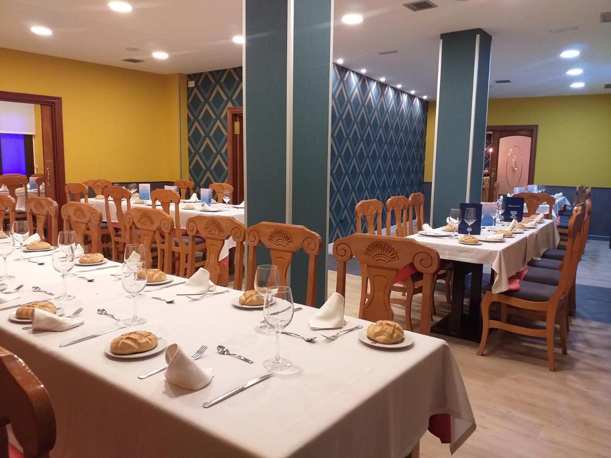 Hostal Virgen Del Villar Laguna de Duero Ngoại thất bức ảnh